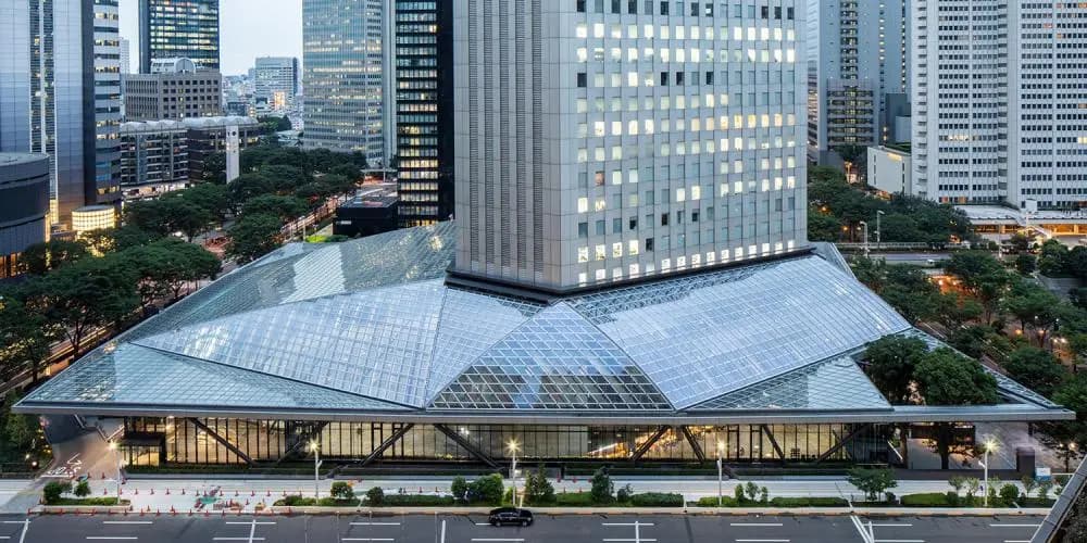 Shinjuku Sumitomo Building Triangle Square
