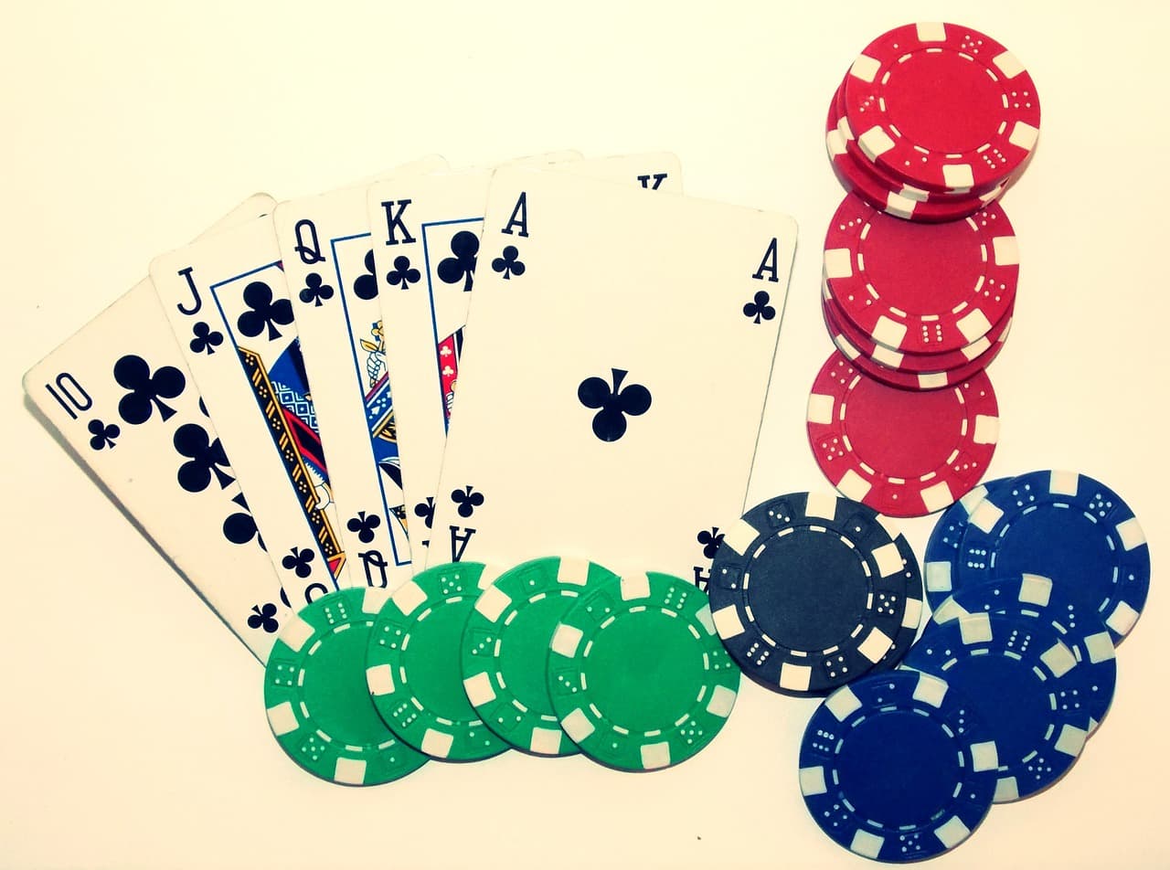 Back-To-Back Royal Flush Miracle: GGPoker Player Defies Incredible 422 Billion-to-1 Odds