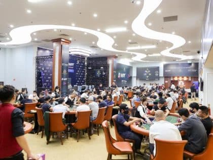 Crown Poker Club Main Event amasses ₫6.4B prize pool; 443 entries, 56 to chase the ₫1.38B top prize; Super Stack and HR Finale on deck