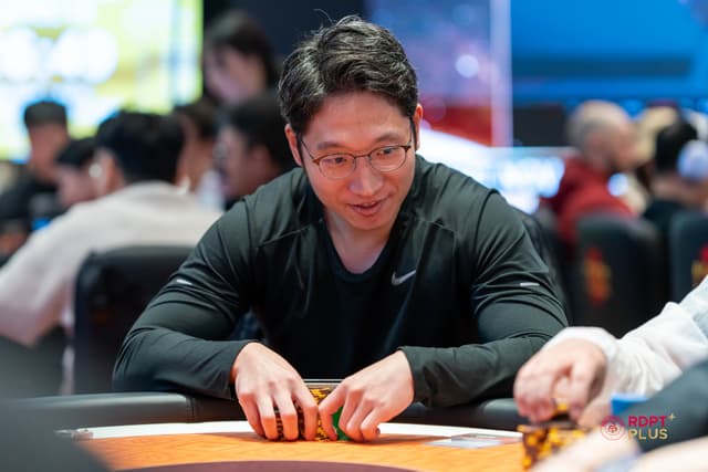Chenyi Xu