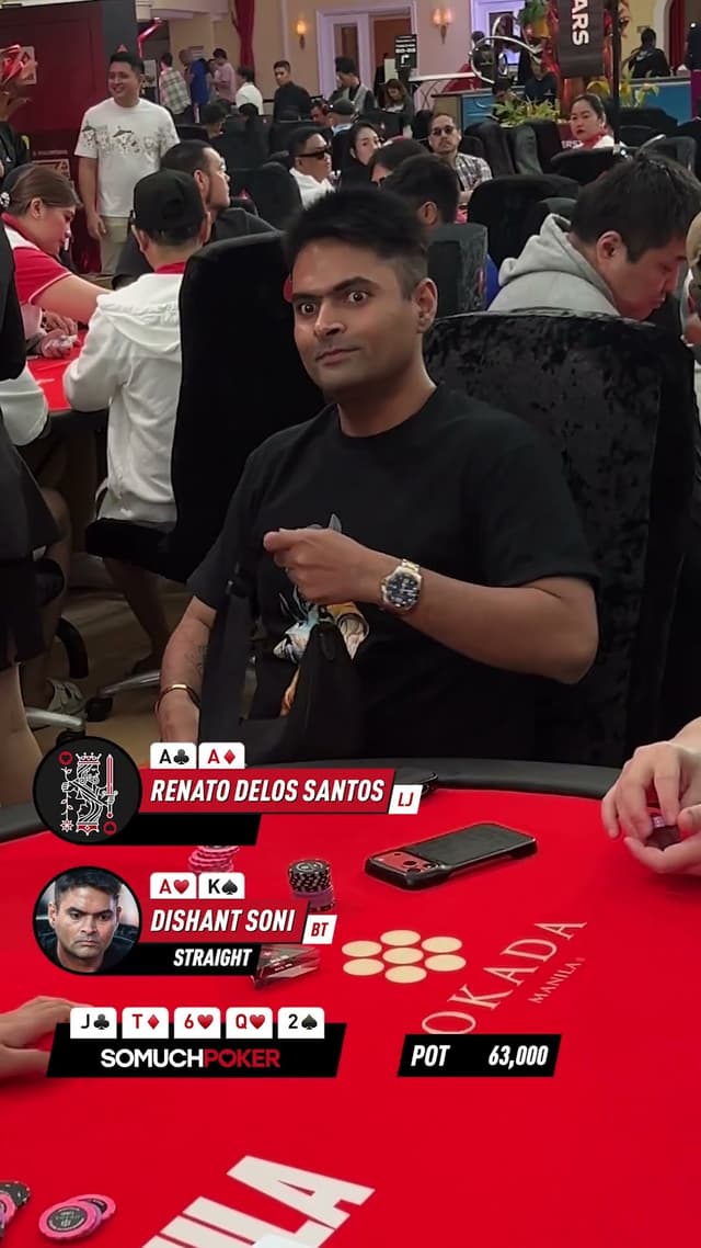 He stood up the moment he saw pocket aces. 😬♠️