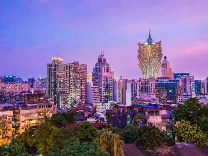 Macau gaming revenue continues to plummet