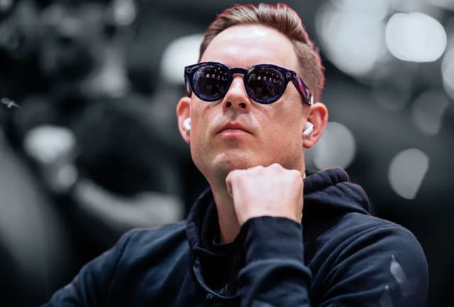 Toby Lewis Toby Lewis