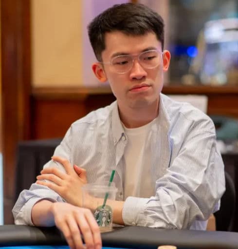 Yinan Zhou Yinan Zhou