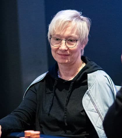 Monika Hoffmann Monika Hoffmann