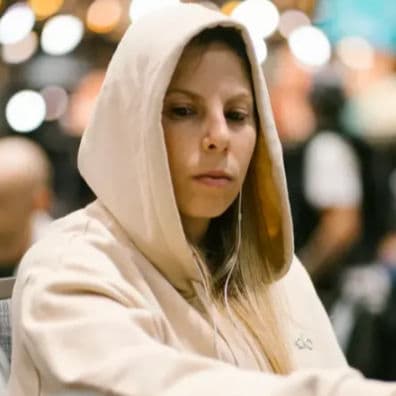 Loni Harwood Loni Harwood