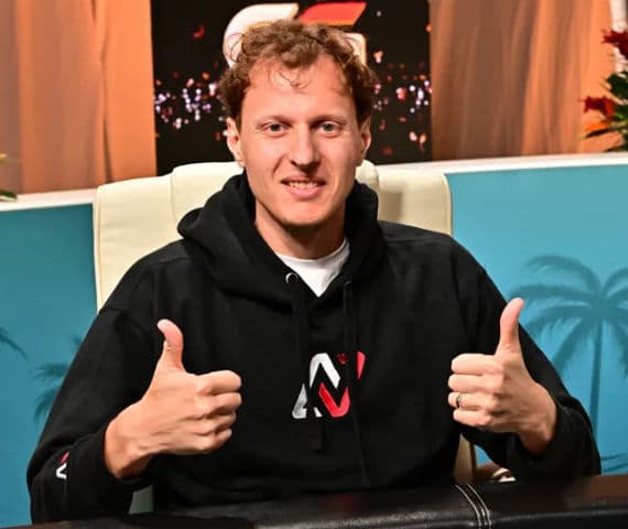 Arunas Sapitavicius Arunas Sapitavicius