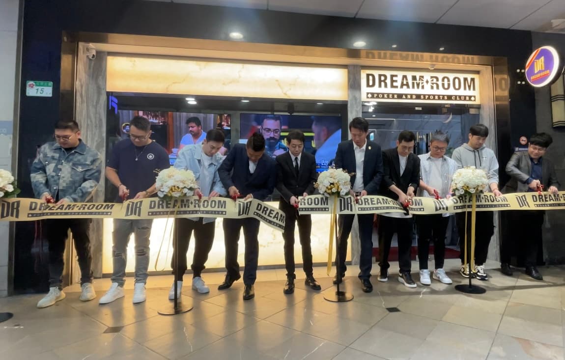 Winfred Yu Opens Dream Room In Taiwan