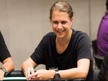 Niklas Astedt's Life: Net Worth, Biggest Profits, Losses and Private Life