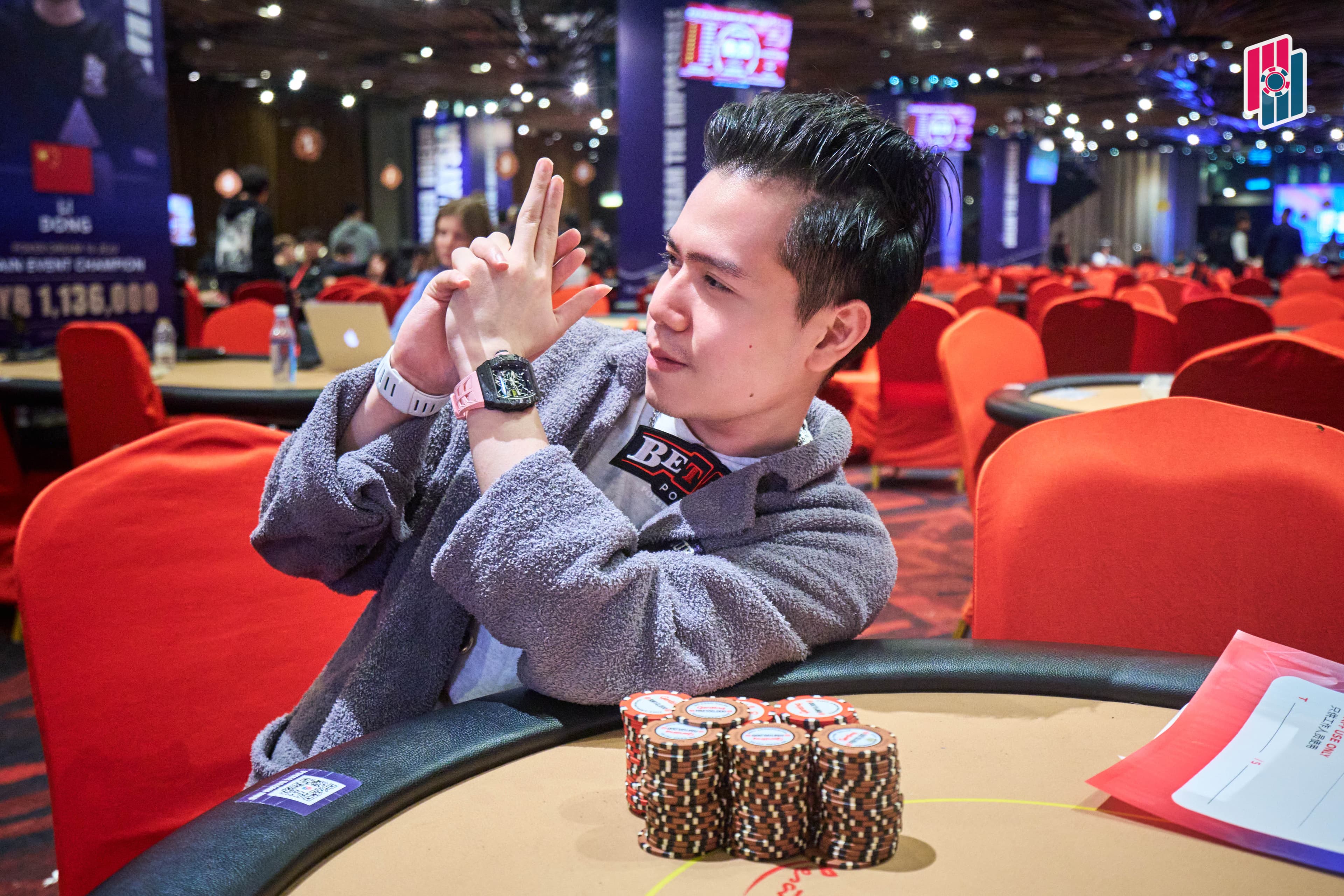 Poker Dream 26 Malaysia Main Event Down to 16 Players as Yang Siang Ang Leads; Lang See Tan Wins Ladies Main Event