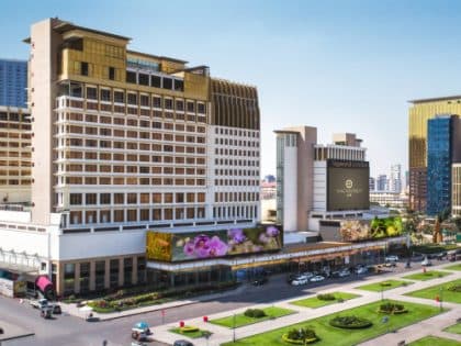 3,000 workers on strike at Cambodia’s top casino complex Nagaworld
