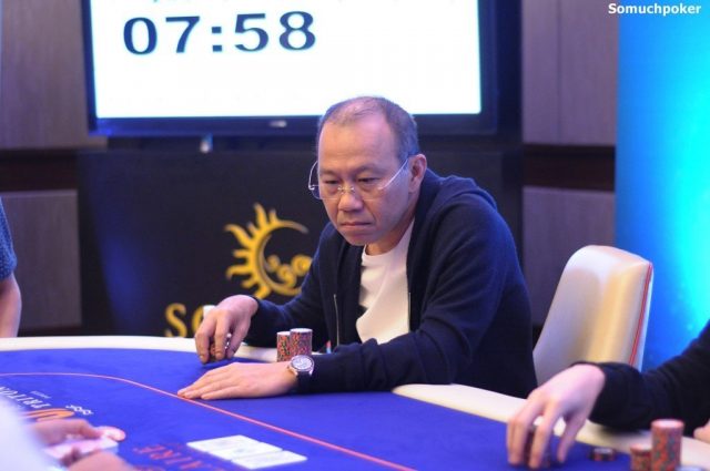 Paul Phua playing poker