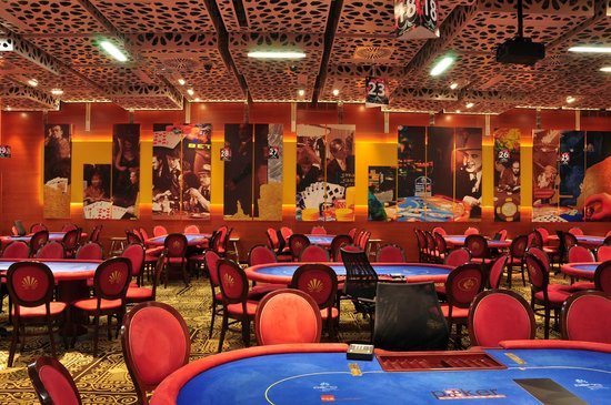 Perla Hotel and Casino poker room