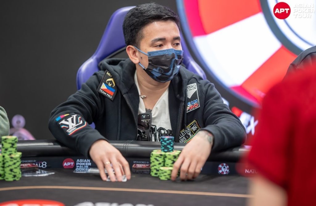 Mike Takayama at the APT Taipei 2024 Super High Roller final table