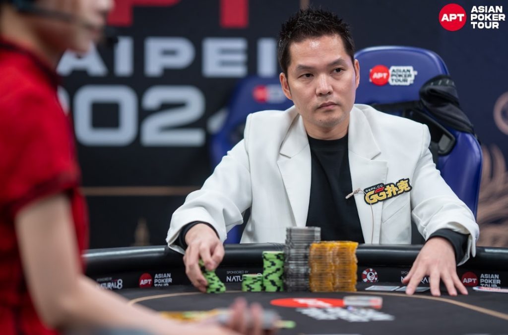 Tony Ren Lin heads up at the APT Taipei Super High Roller